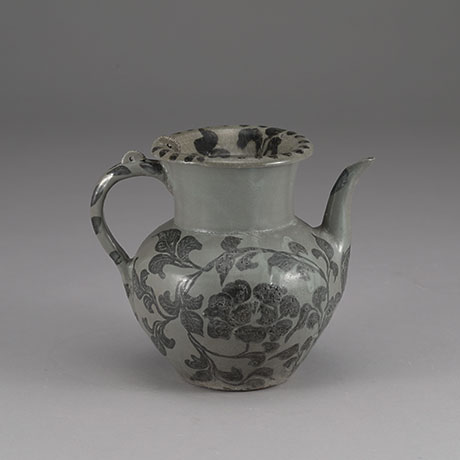 청자철화모란당초문유개주자(靑瓷鐵畵牡丹唐草文有蓋酒子)