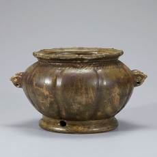 백자철채귀면양이향로(白瓷鐵彩鬼面兩耳香爐)