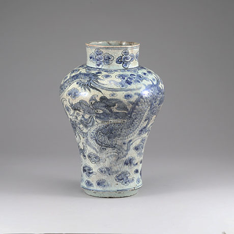 백자청화운룡문호(白瓷靑華雲龍文壺)