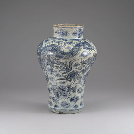 백자청화운룡문호(白瓷靑華雲龍文壺)