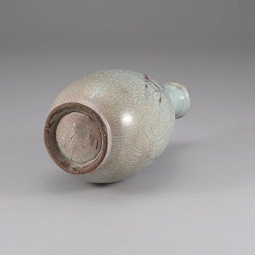 백자청화진사난초문병(白瓷靑畵辰砂蘭草文瓶)