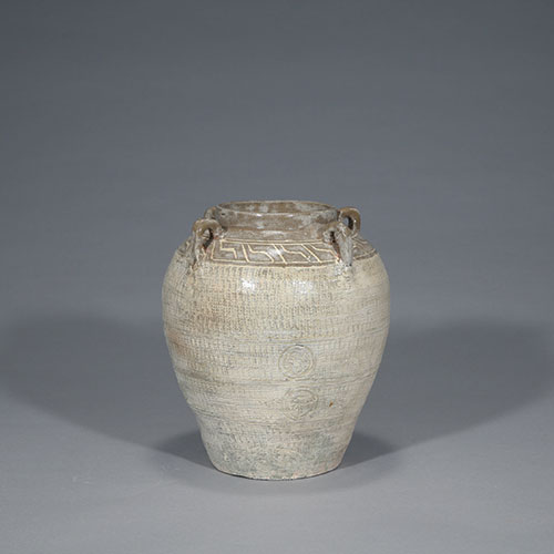 이화문태호(李花紋胎壺)