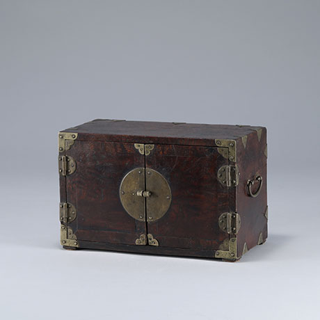 왕진용 약장(往診用 藥欌)