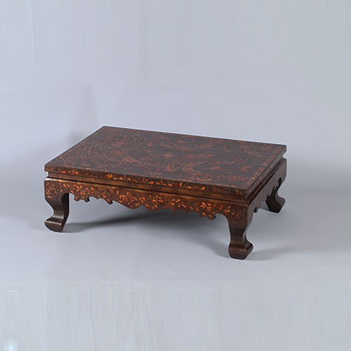 궁중대모용문교자상(宮中玳瑁龍文交子床)