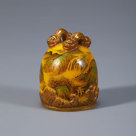 법랑산수문문진(琺瑯山水紋文鎭)